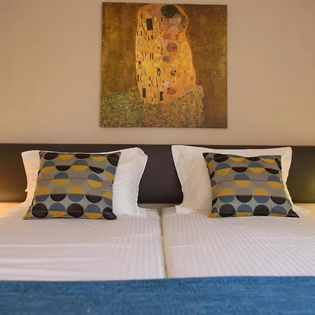 Thetis Apartamento